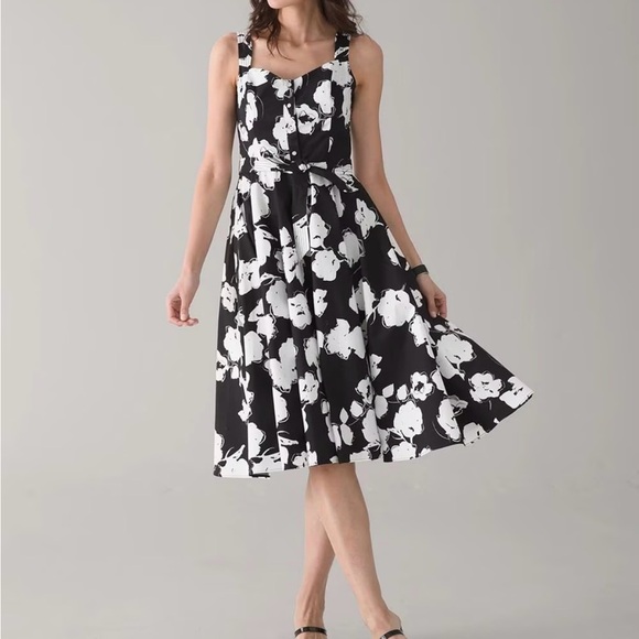 White House Black Market Dresses & Skirts - WHITE HOUSE BLACK MARKET Black and White Floral Fit and Flare Dress